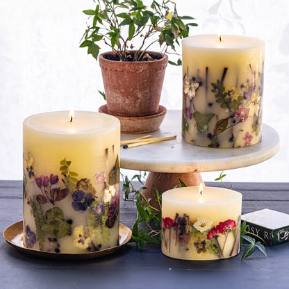 Black Currant + Bay Medium Round Botanical Candle